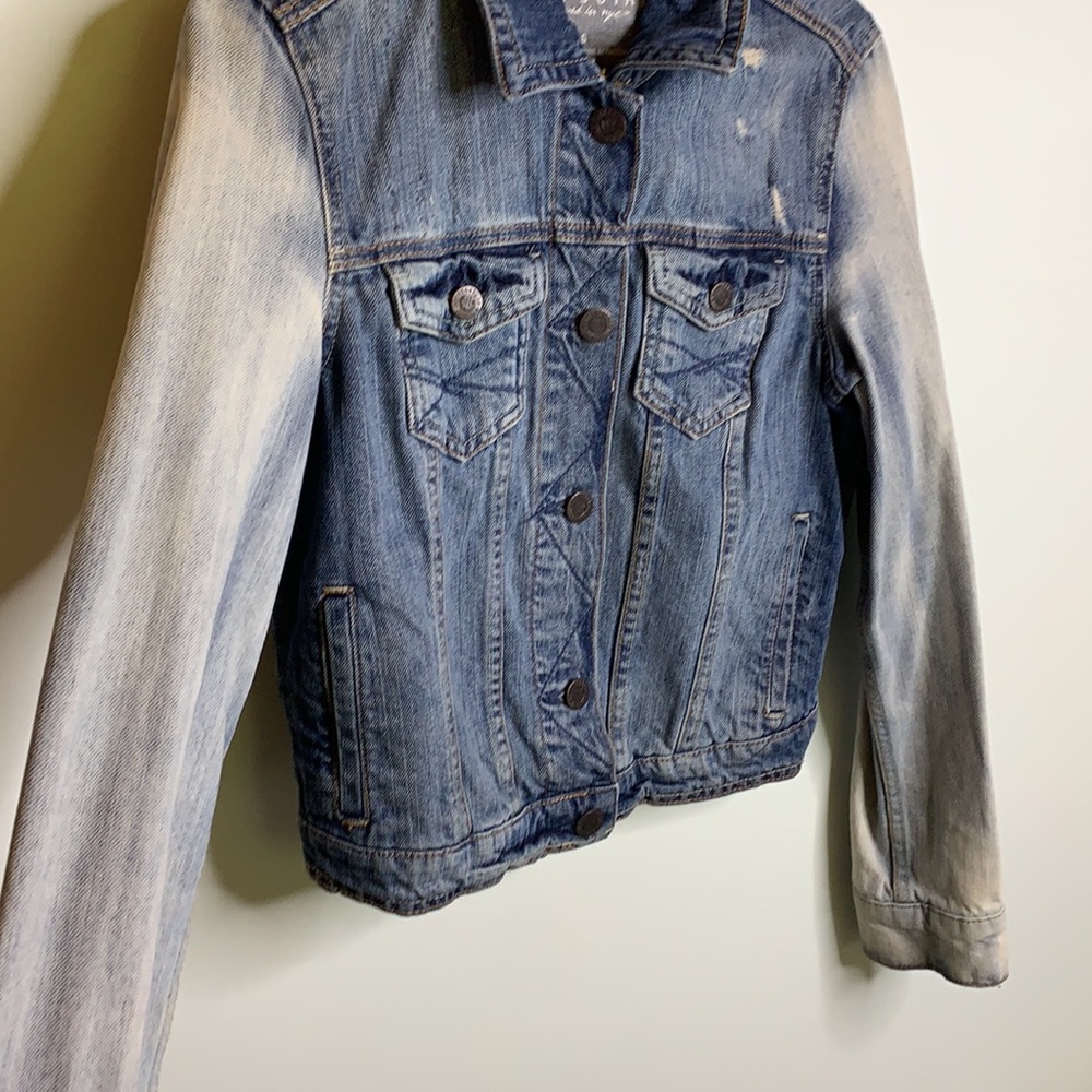 Jean jacket - Picture 2 of 3
